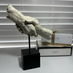 Vitruvian Collection by TMS Shaking Grasping Hands Sculpture